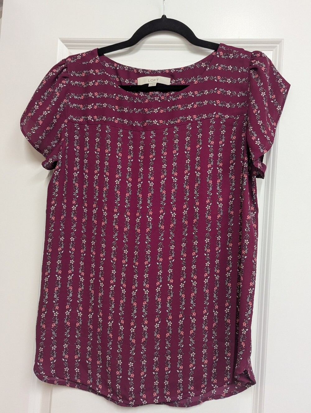 LOFT Floral Petal Sleeve Blouse - Magenta (Size S)